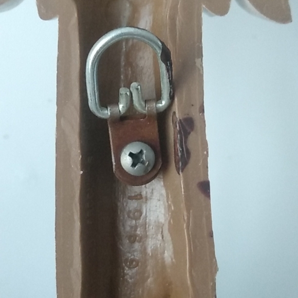 Burwood 1969 faux wicker Basket w/ fruit, flowers wall plaques - Picture 13 of 16